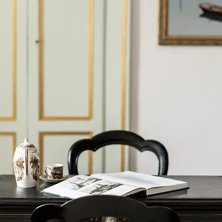 Casa Viberti - Mazzini 9 *